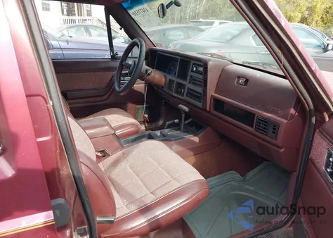 1992 Jeep Cherokee Laredo z USA, uszkodzony, nr VIN 1J4FJ58S1NL170832